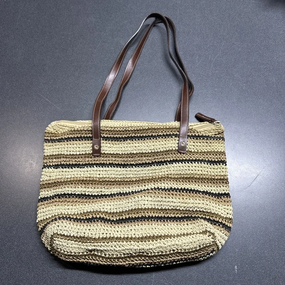 Striped Crochet Shoulder Bag Beige Tan Taupe Zip Closure Lined Natural Straw Y2K